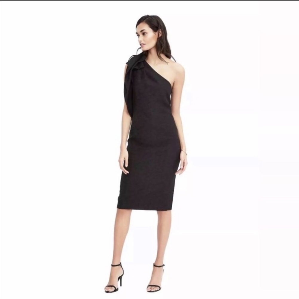 NWT black one shoulder Banana Republic dress